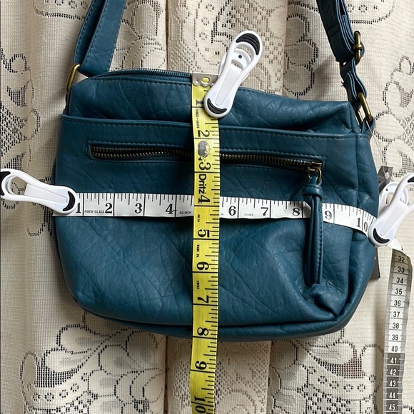 New Bueno Blue Shoulder Bag with Adjustable Straps and Silver Hardware - Picture 6 of 7